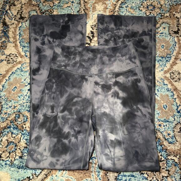 Lululemon Groove Super-High-Rise Flared Pant 6 - Picture 4 of 5